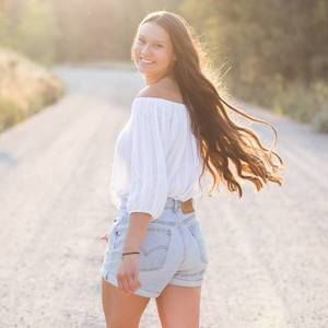 Meet your Posher, Jennifer